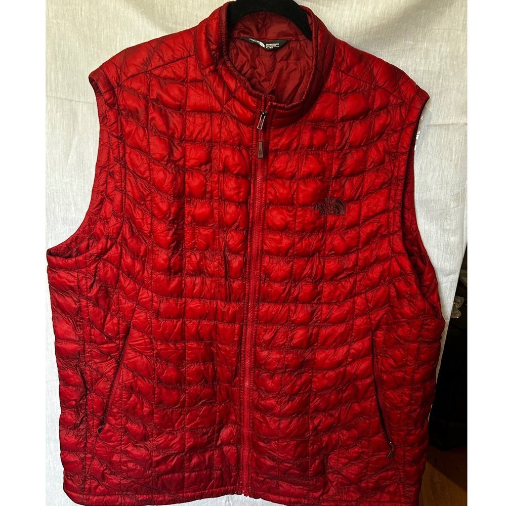 The North Face Mens ThermoBall Quilted Insulated Full Zip Vest Red XL